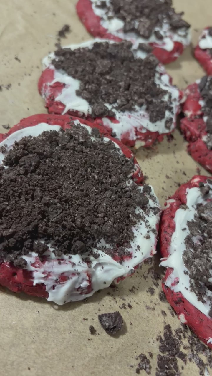 Red Velvet Cookie